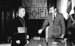 Bergoglio et Videla