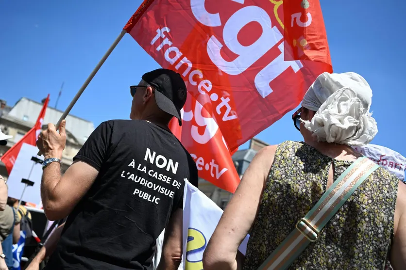 Réforme de l’audiovisuel public : «La logique budgétaire est habillée d’une ambition stratégique sans contenu»